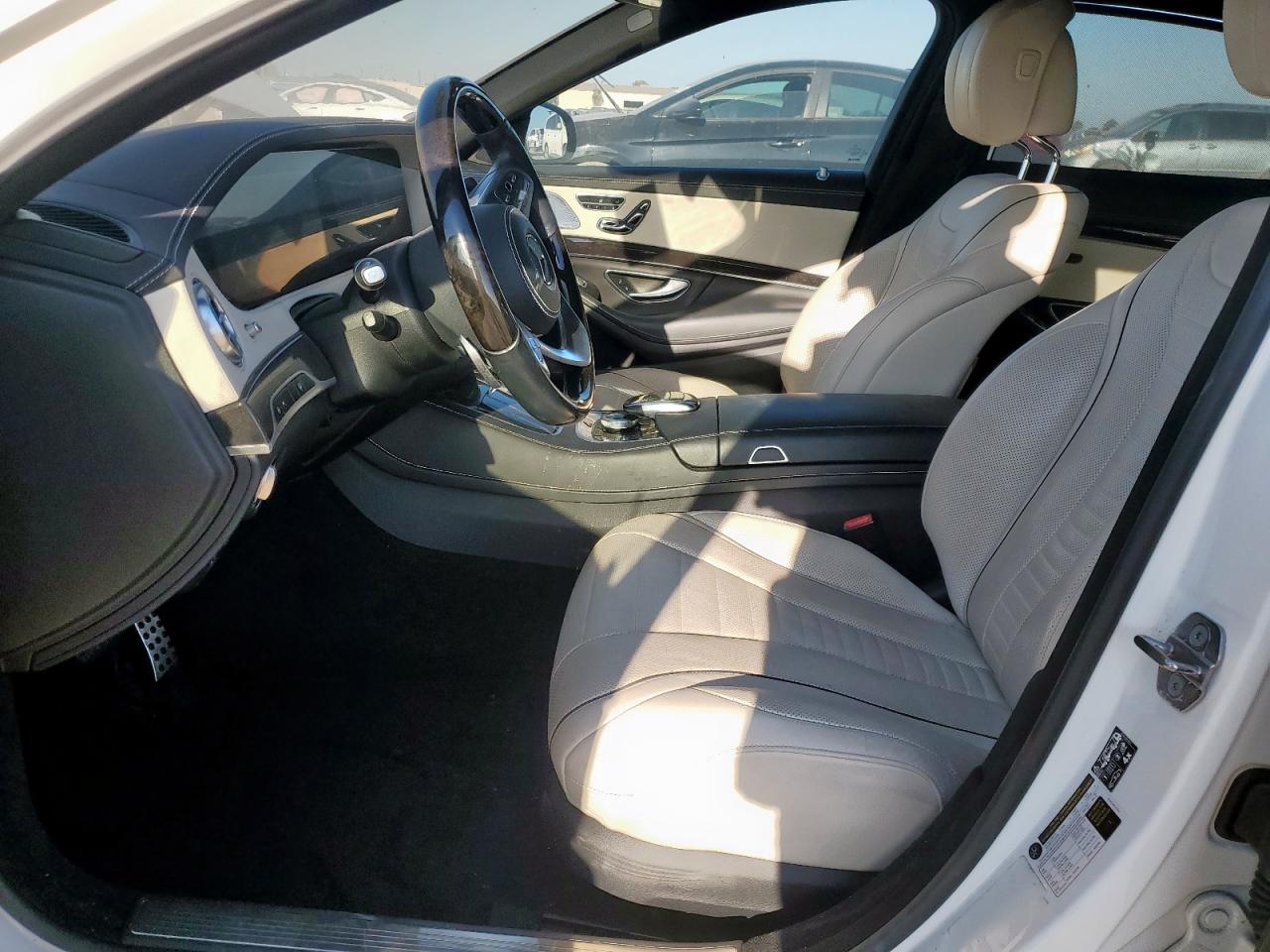 MERCEDES-BENZ S-CLASS 560