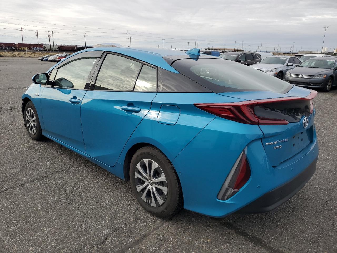TOYOTA PRIUS PRIME LE