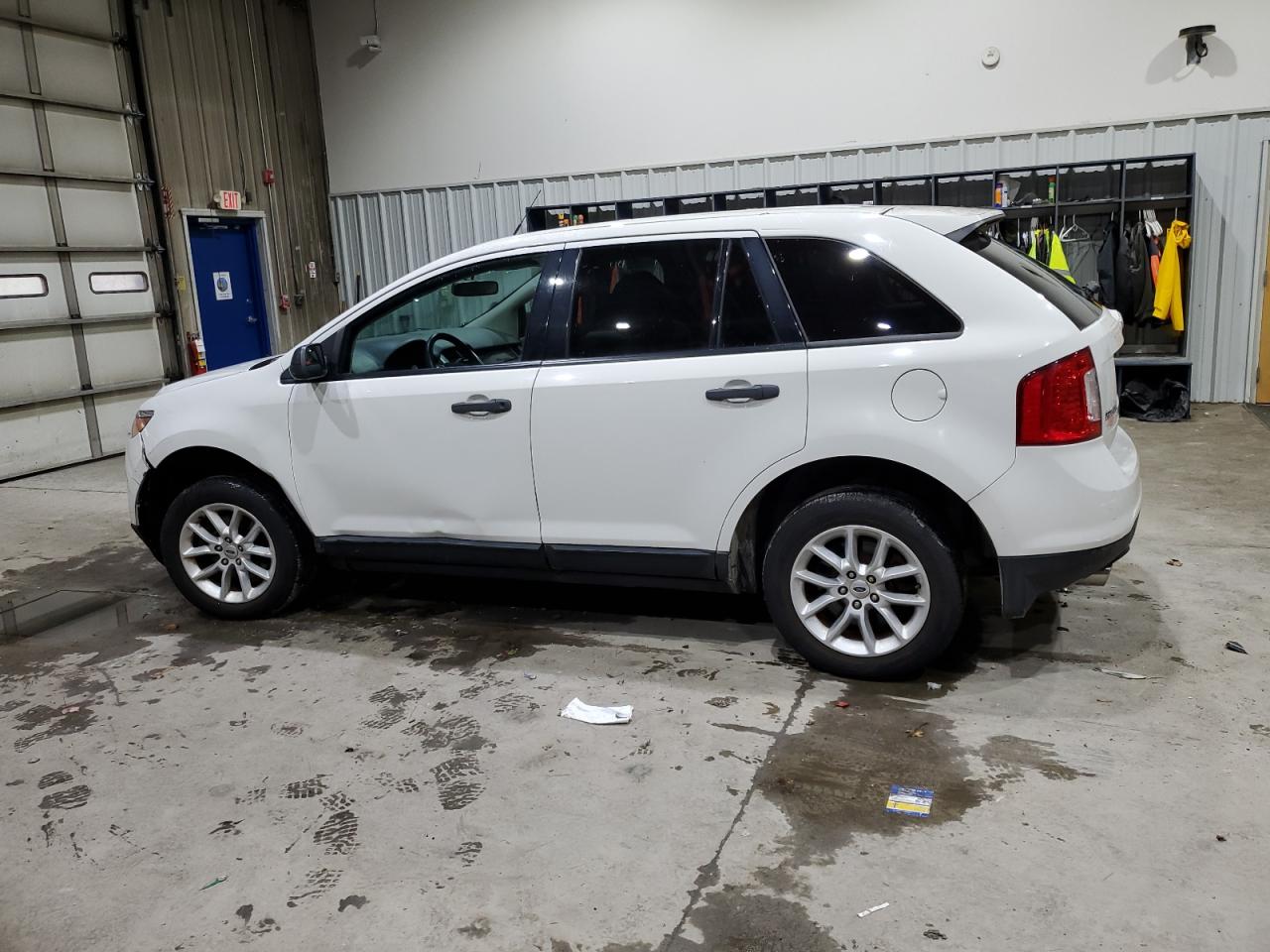 FORD EDGE SE