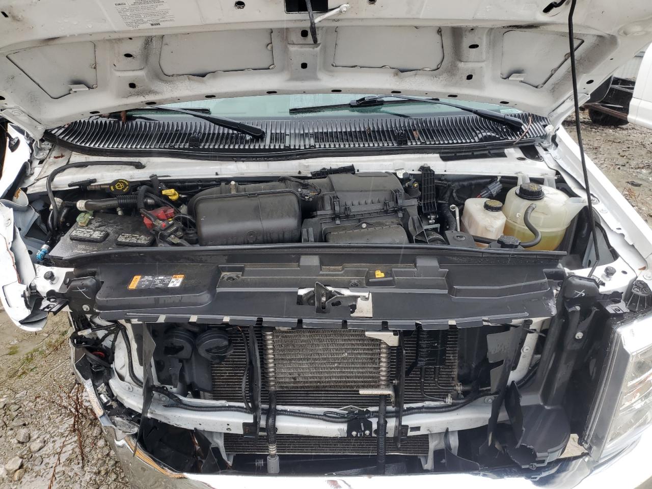 FORD ECONOLINE E350 SUPER DUTY CUTAWAY VAN