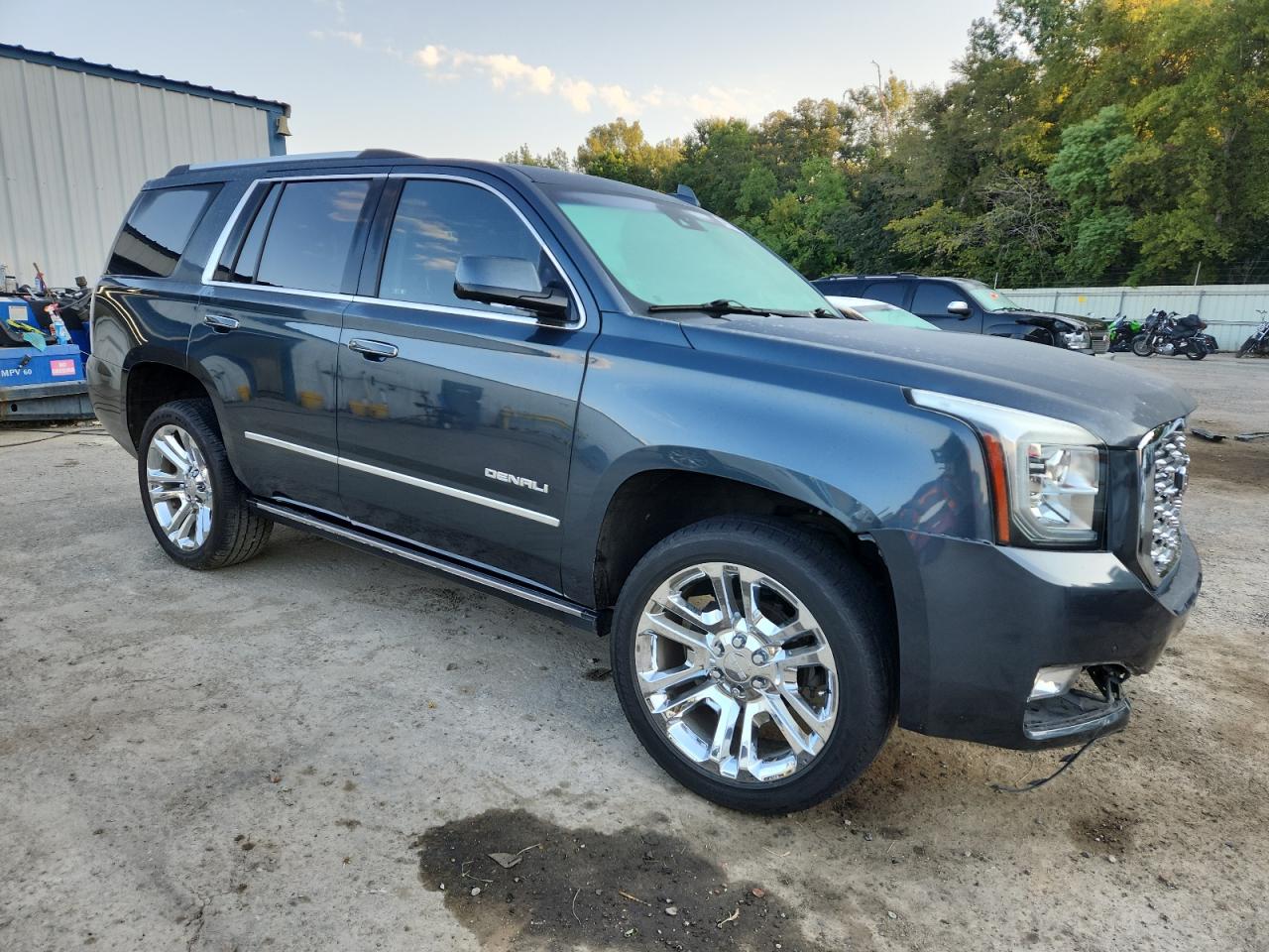 GMC YUKON DENALI