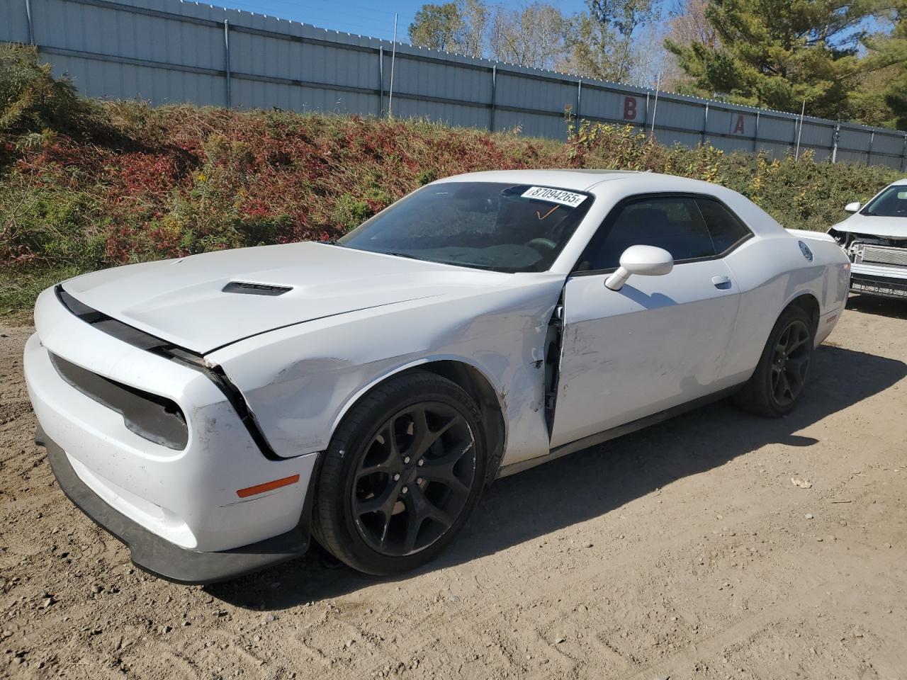 DODGE CHALLENGER SXT PLUS