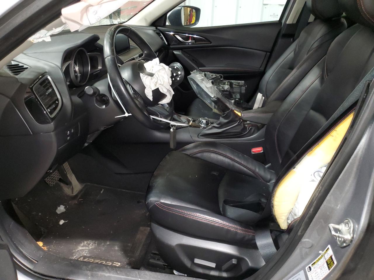 MAZDA 3 GRAND TOURING