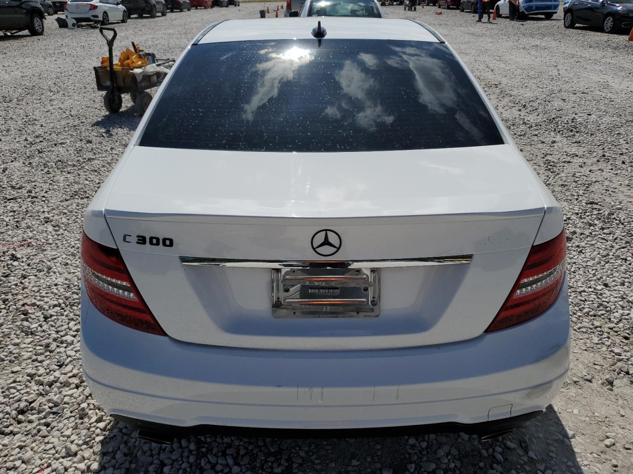 MERCEDES-BENZ C-CLASS 300 4MATIC