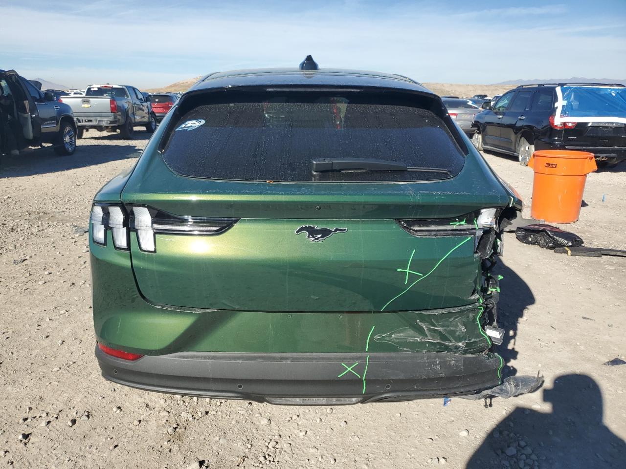 FORD MUSTANG PREMIUM