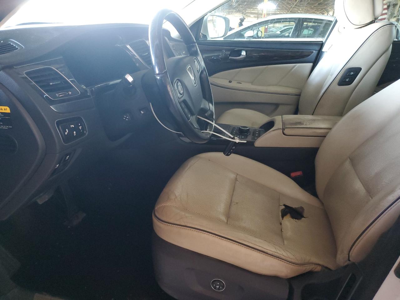 HYUNDAI EQUUS SIGNATURE