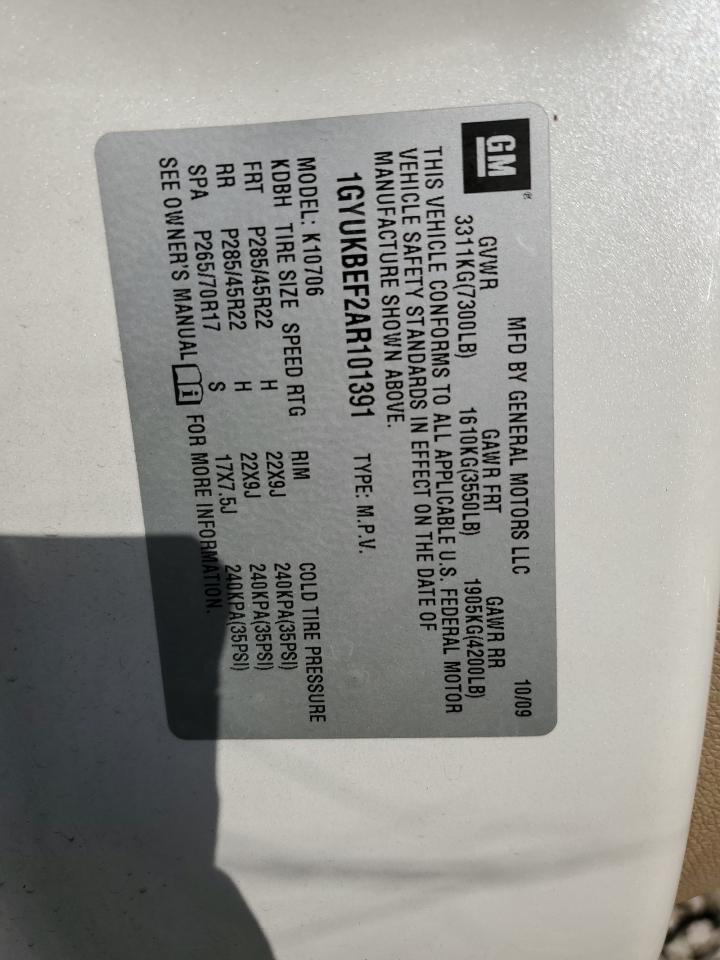 CADILLAC ESCALADE LUXURY