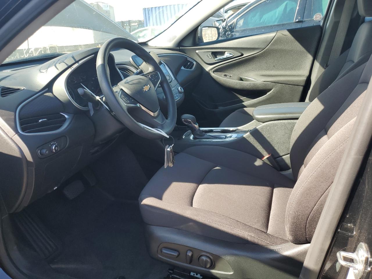 Lot #3301827342 2023 CHEVROLET MALIBU LT