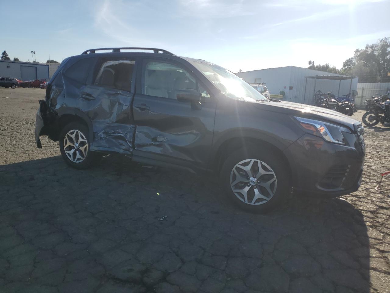 SUBARU FORESTER PREMIUM