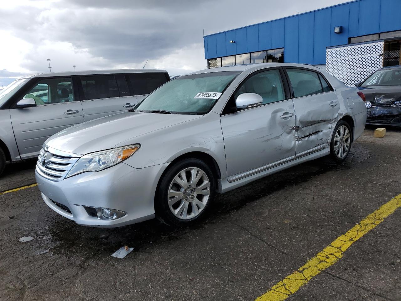 Lot #3278739615 2011 TOYOTA AVALON BAS