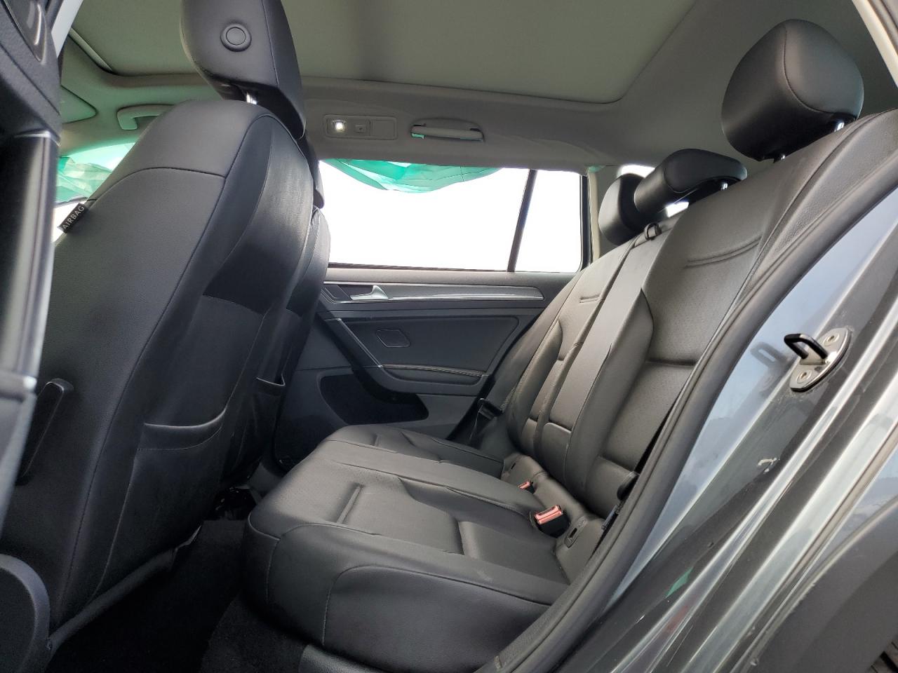 VOLKSWAGEN GOLF ALLTRACK S