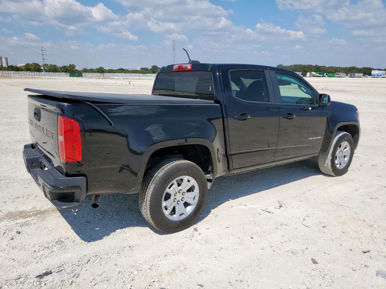 CHEVROLET COLORADO LT