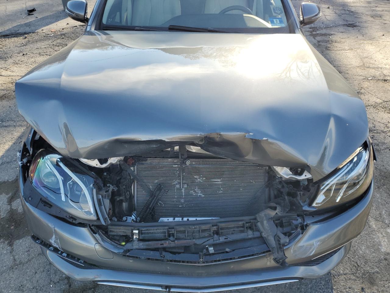 MERCEDES-BENZ E-CLASS 300 4MATIC