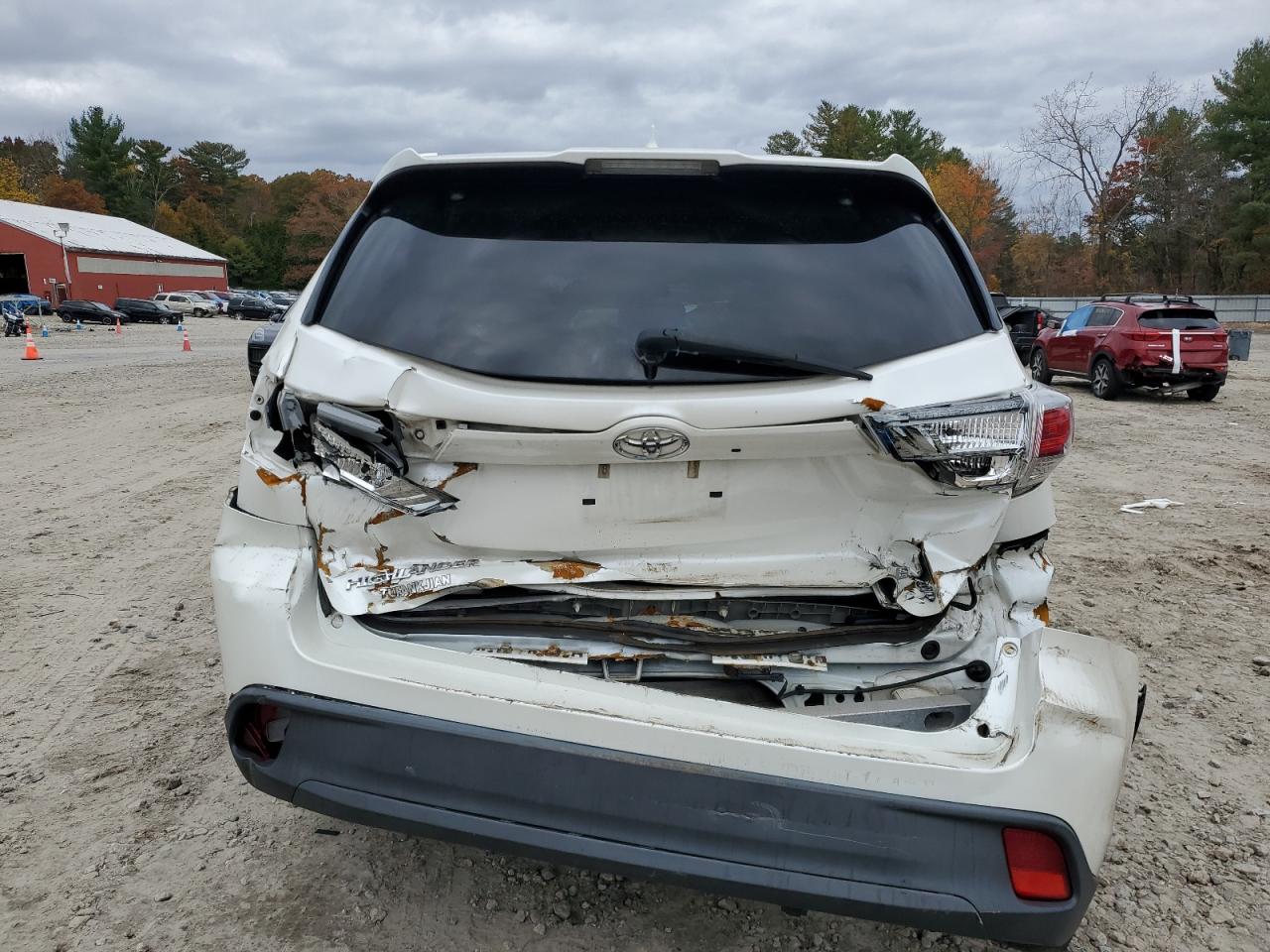 TOYOTA HIGHLANDER XLE