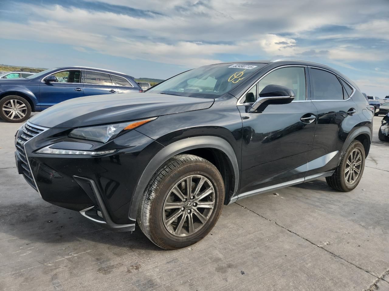 LEXUS NX 300 BASE