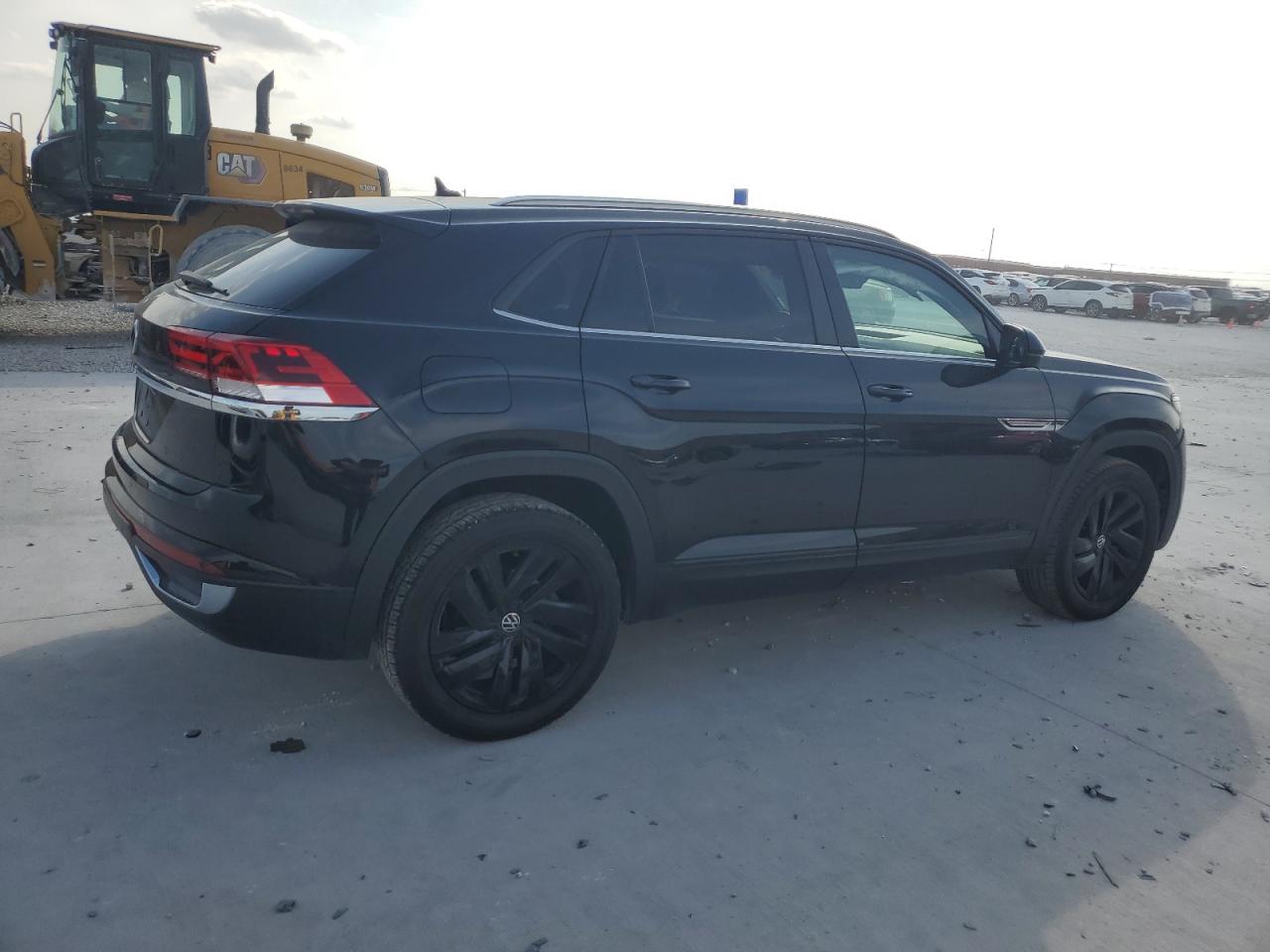 VOLKSWAGEN ATLAS CROSS SPORT SE