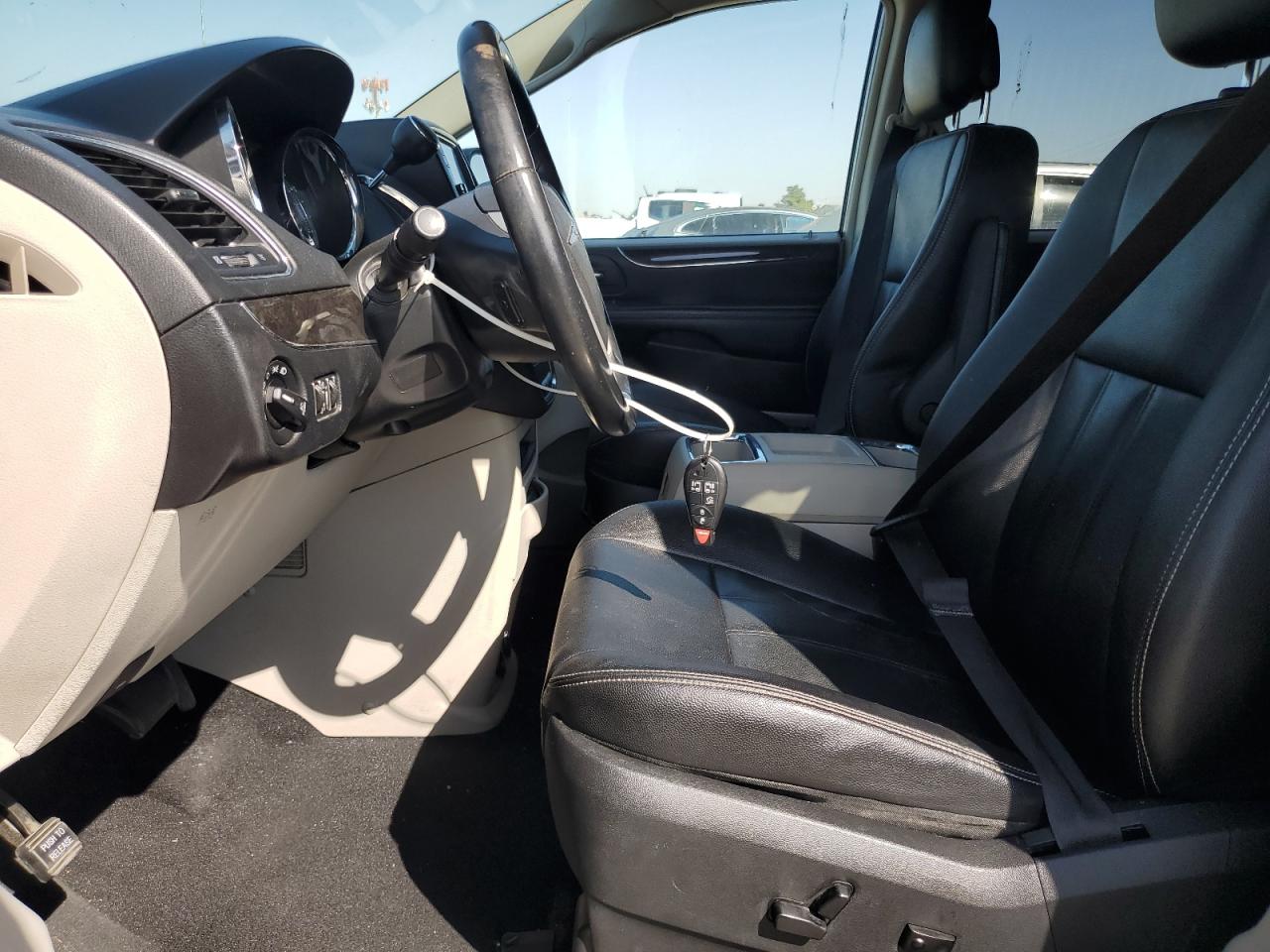 CHRYSLER TOWN & COUNTRY TOURING