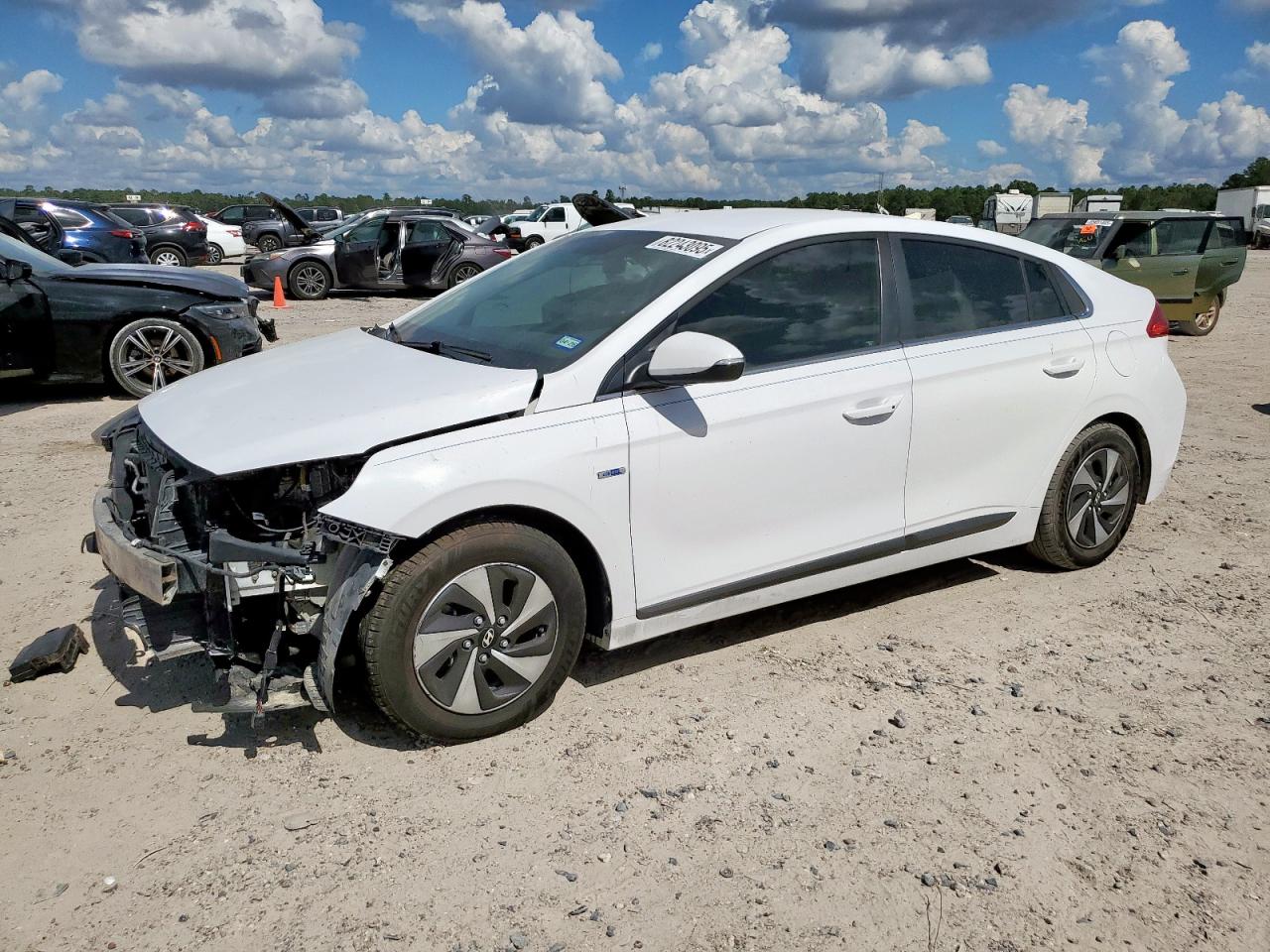 HYUNDAI IONIQ SEL