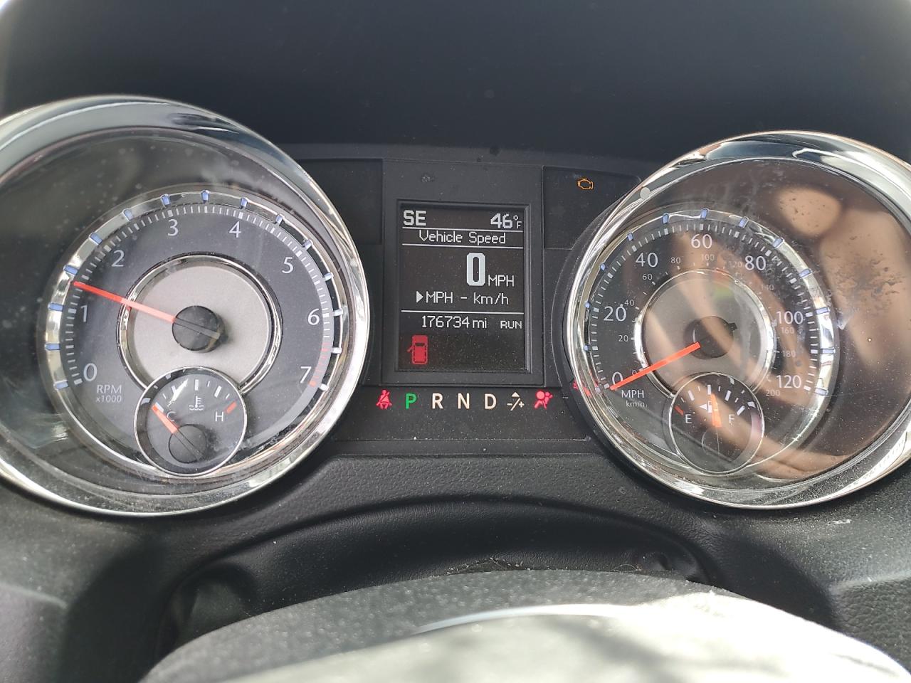 CHRYSLER TOWN & COUNTRY TOURING