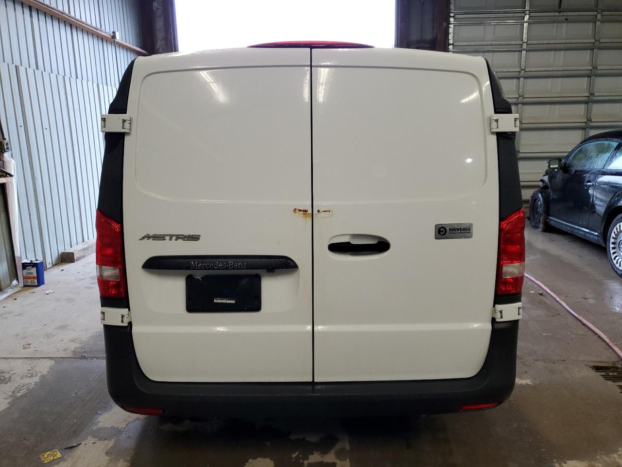 MERCEDES-BENZ METRIS