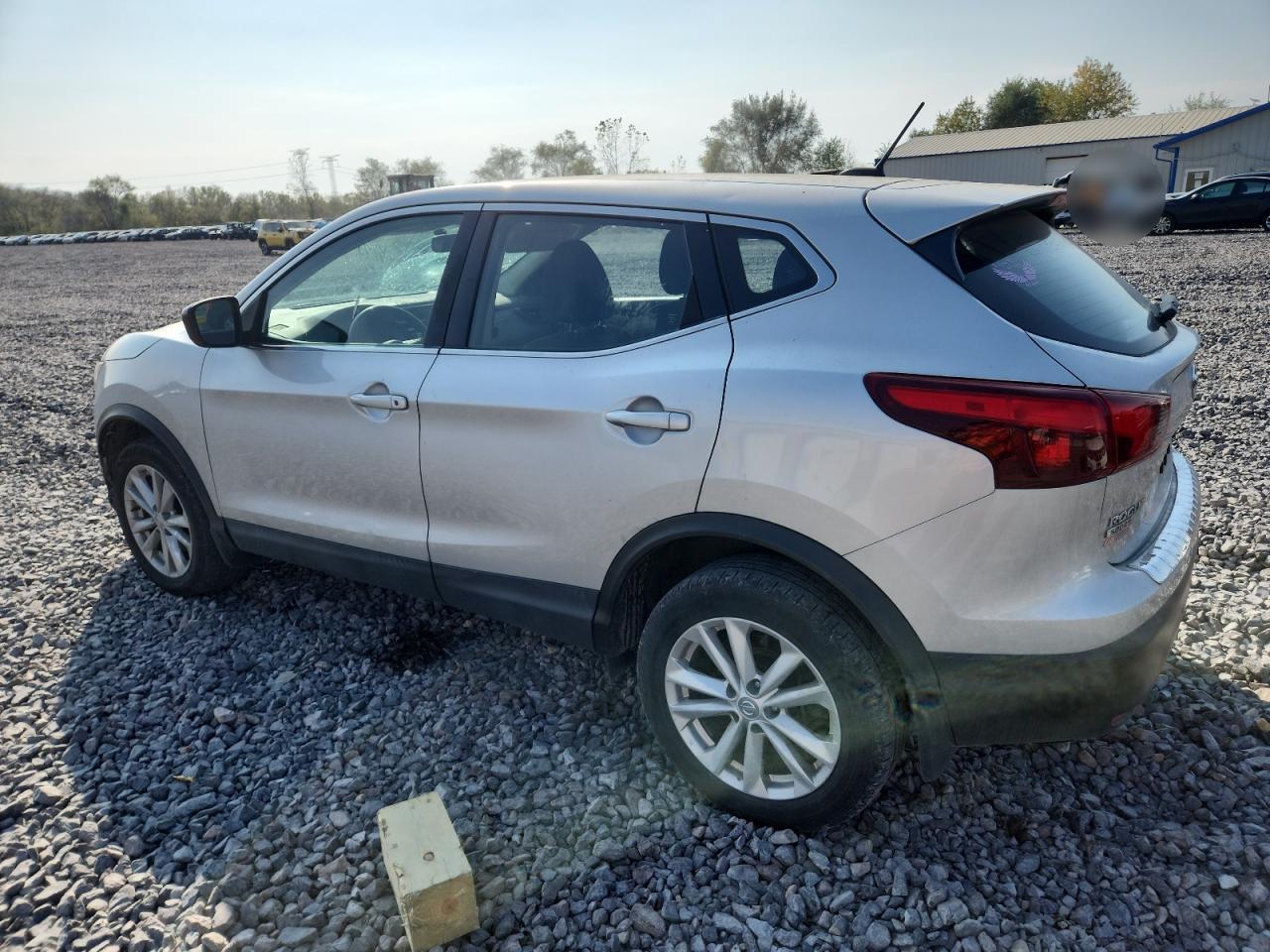 NISSAN ROGUE SPORT S