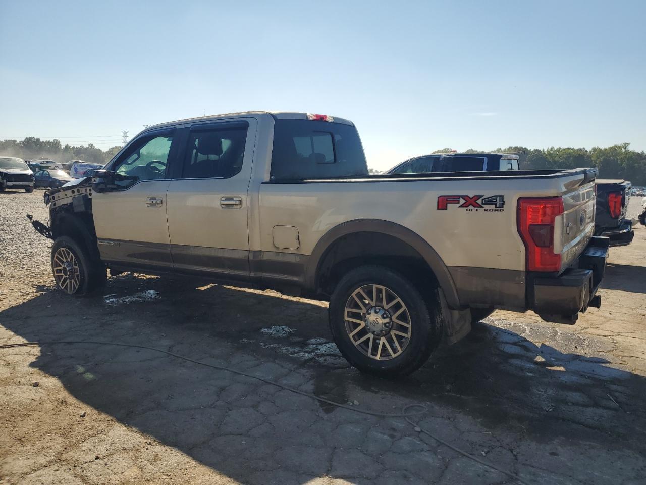 FORD F-250 SUPER DUTY