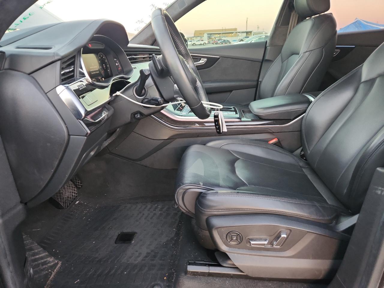 AUDI Q8 PRESTIGE S-LINE