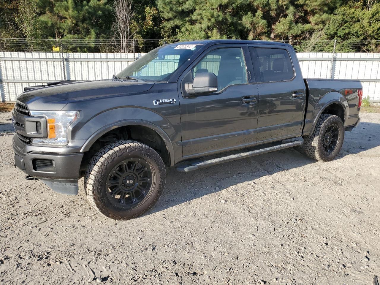 FORD F-150 SUPERCREW