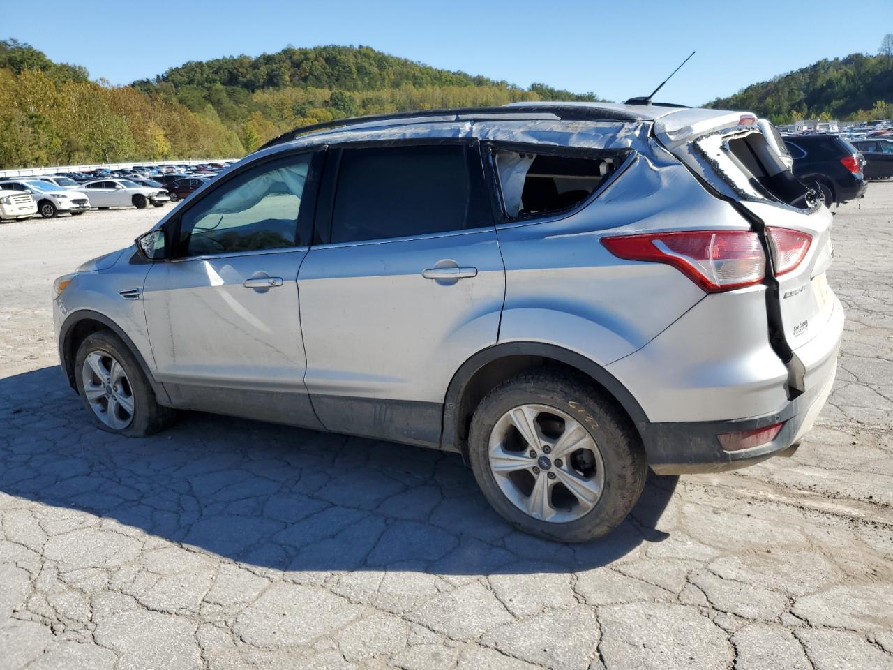 FORD ESCAPE SE