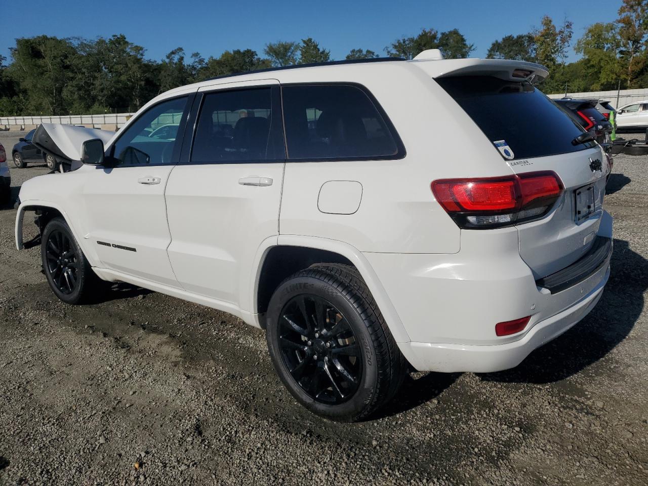 JEEP GRAND CHEROKEE LAREDO
