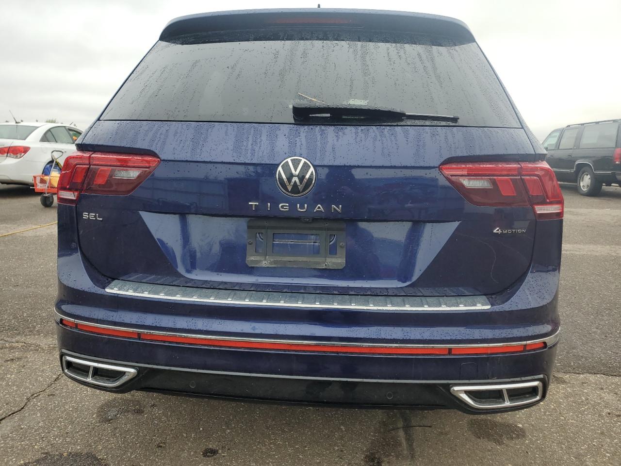 VOLKSWAGEN TIGUAN SEL R-LINE