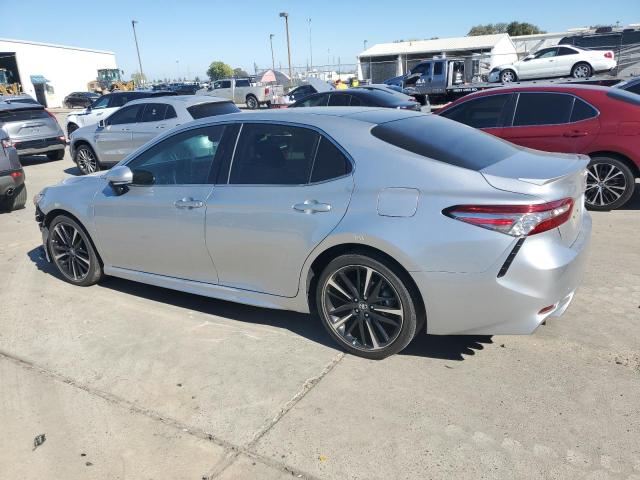 2018 TOYOTA CAMRY XSE 4T1B61HK5JU620397