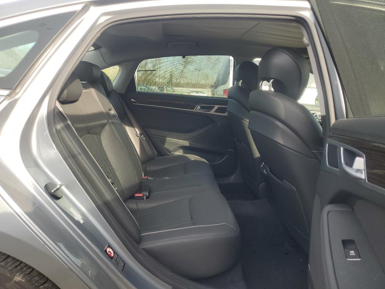 HYUNDAI GENESIS 3.8L