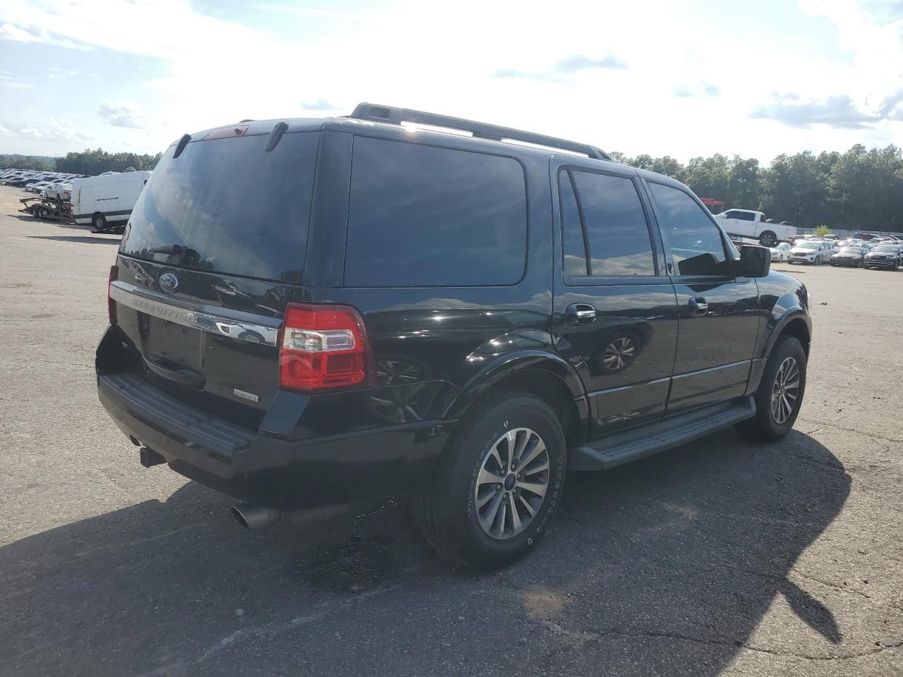 FORD EXPEDITION XLT