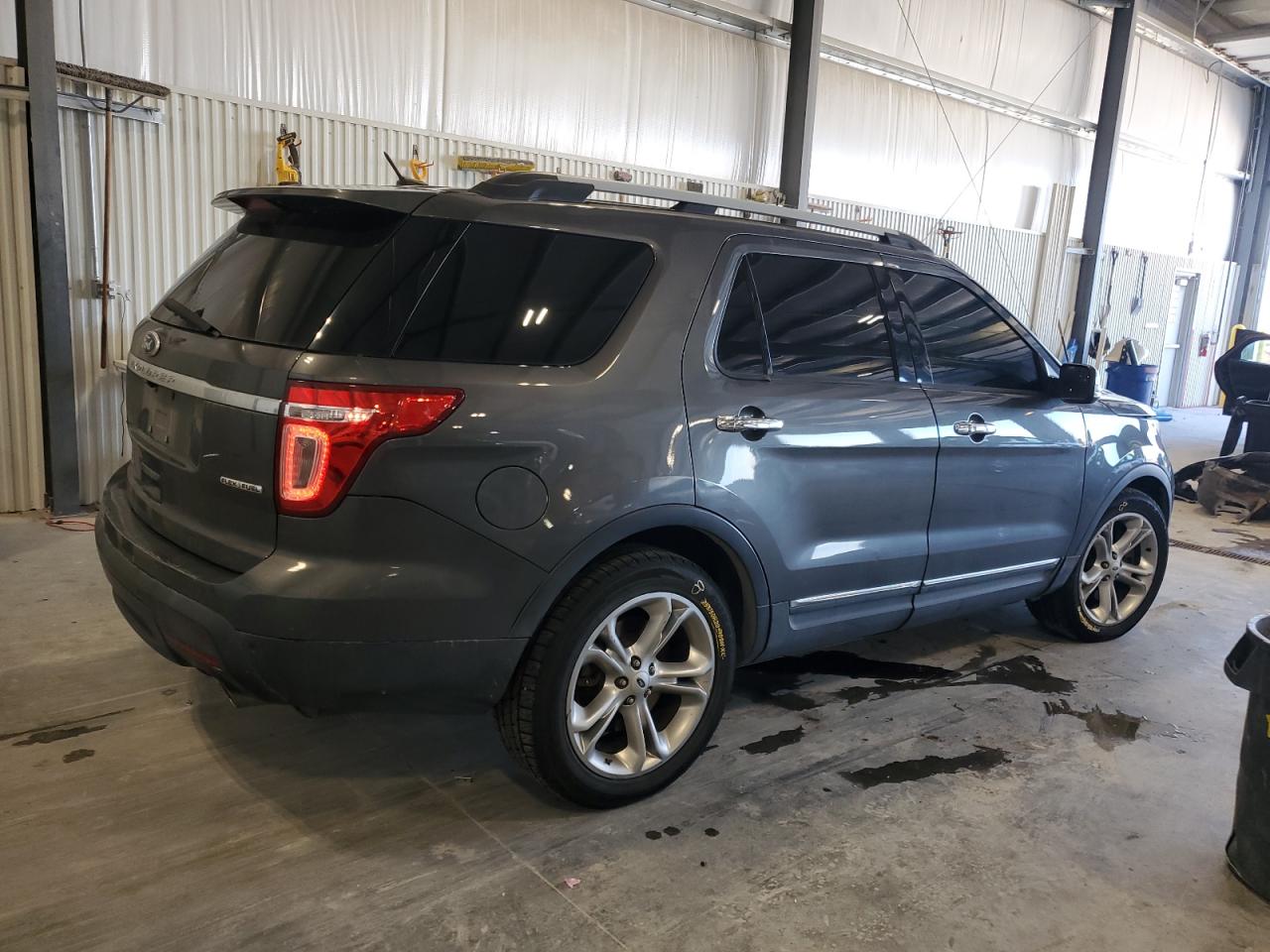 FORD EXPLORER LIMITED