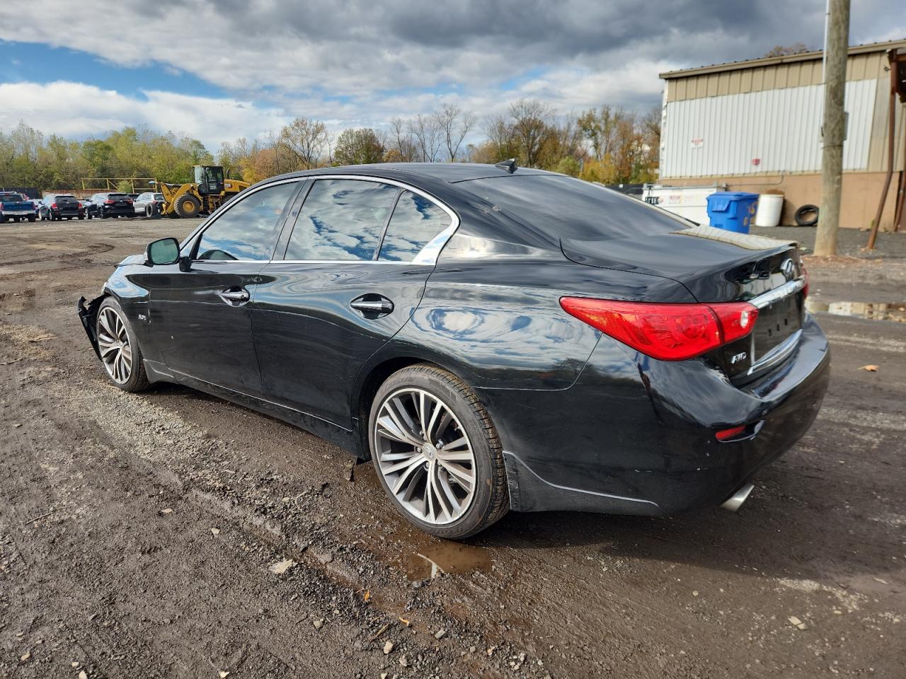 INFINITI Q50 PREMIUM