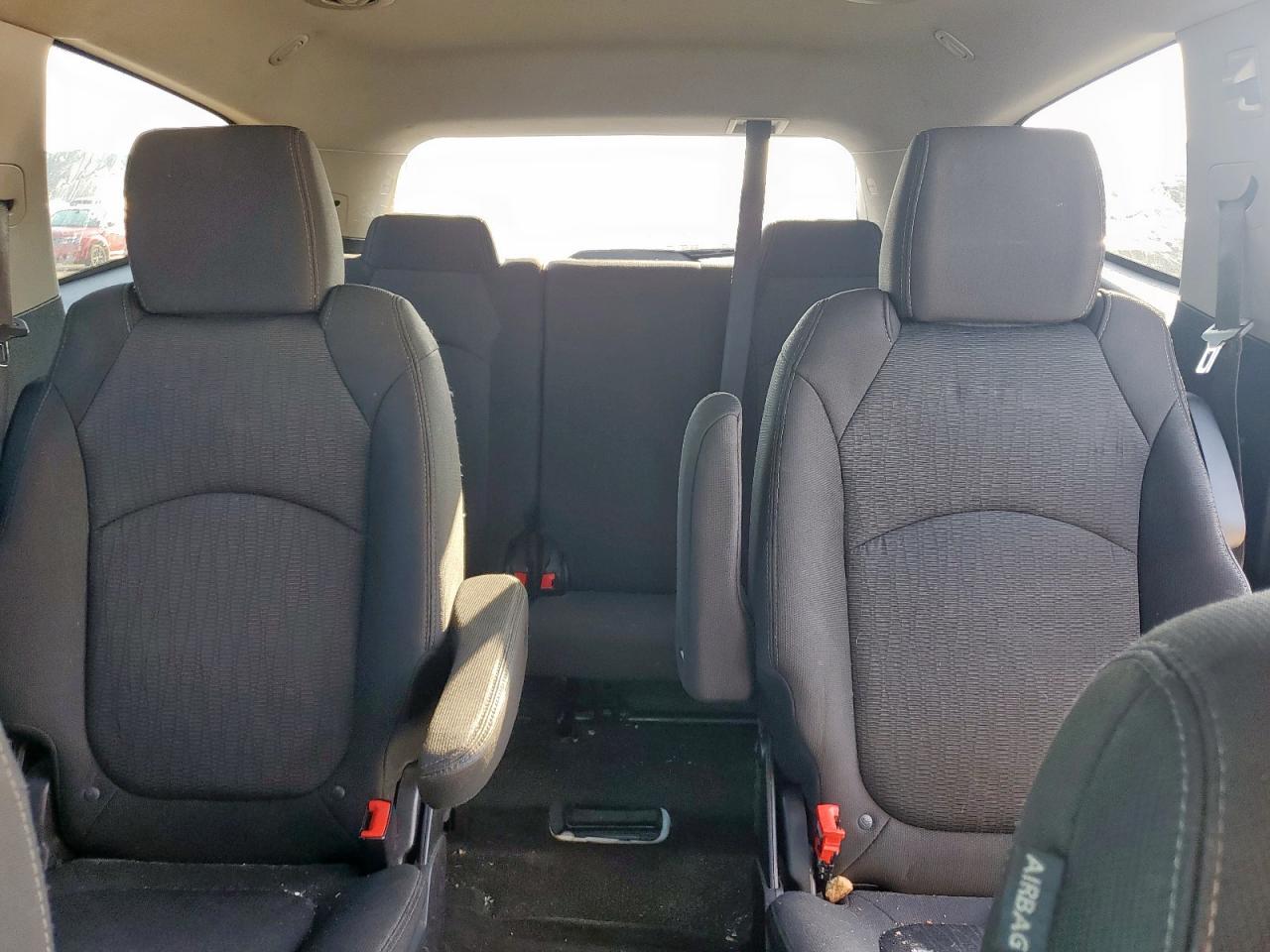 CHEVROLET TRAVERSE LT