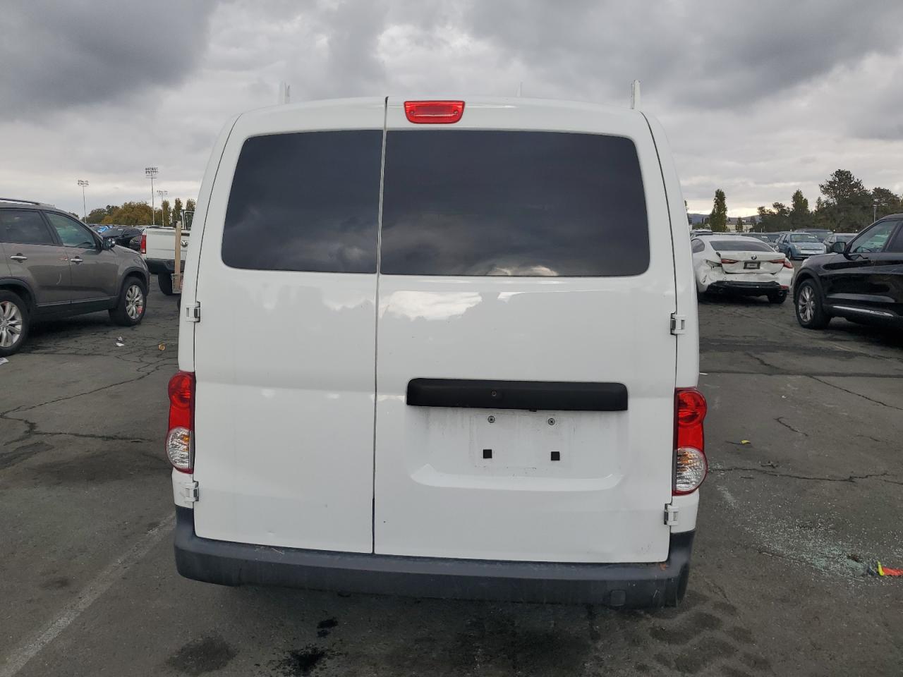 NISSAN NV200 2.5S