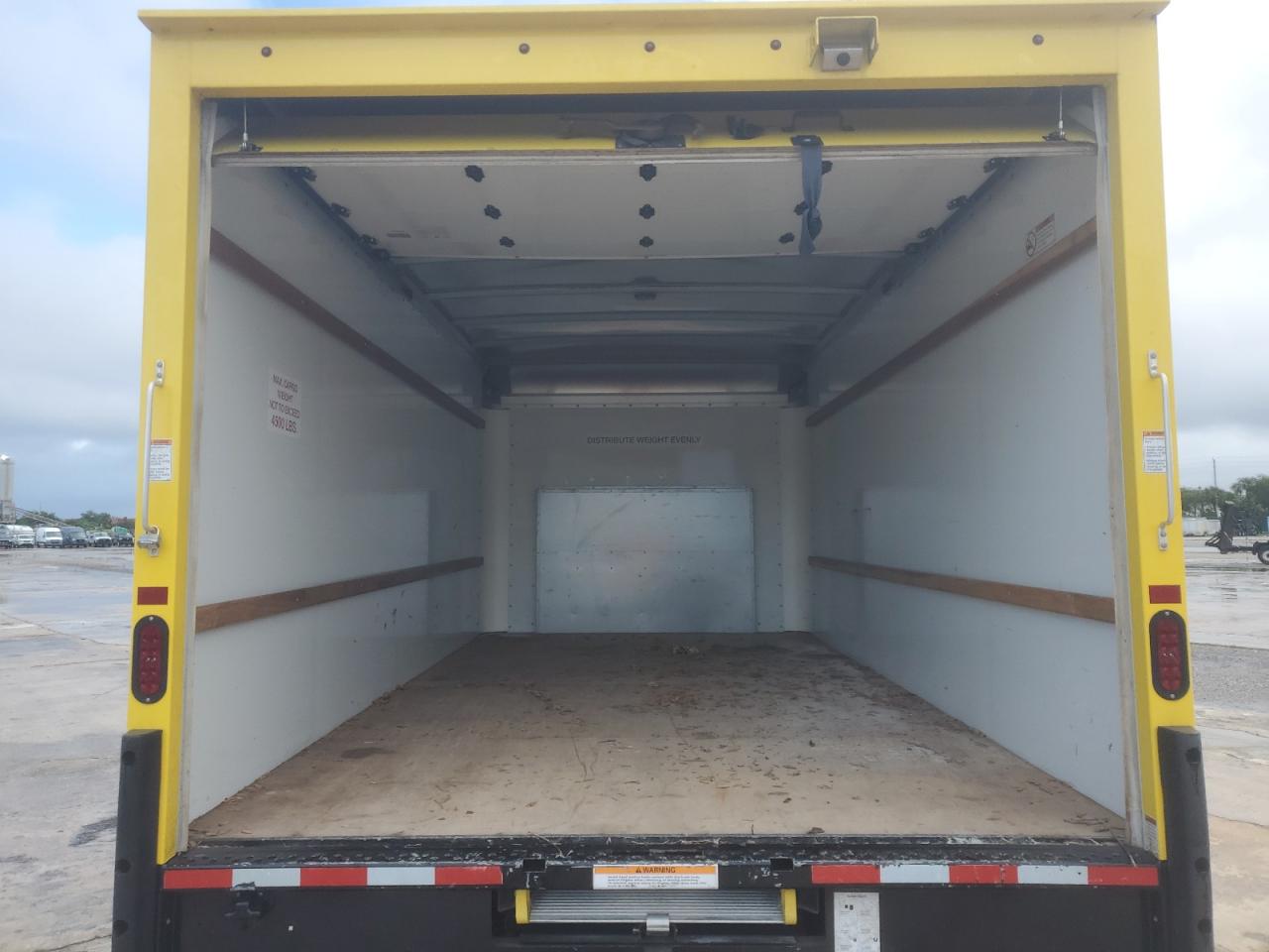 FORD ECONOLINE E350 SUPER DUTY CUTAWAY VAN