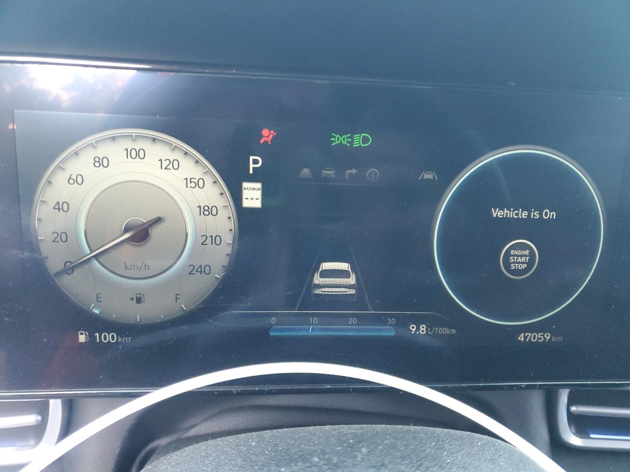 HYUNDAI ELANTRA LUXURY