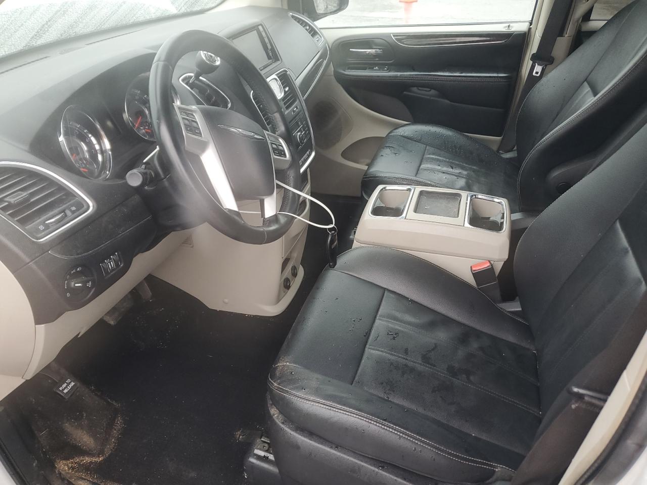 CHRYSLER TOWN & COUNTRY TOURING