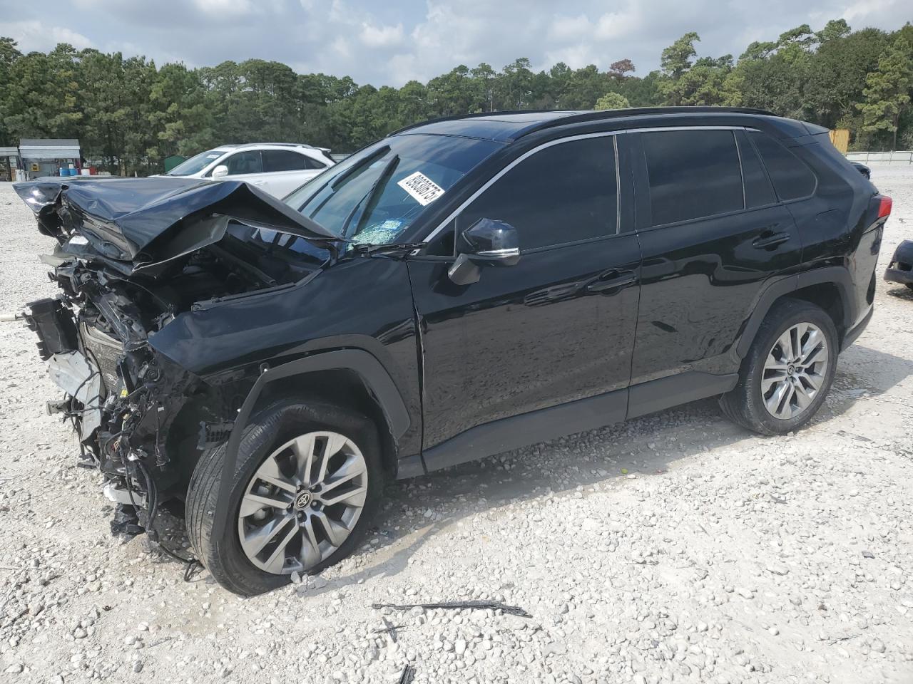 TOYOTA RAV4 XLE PREMIUM