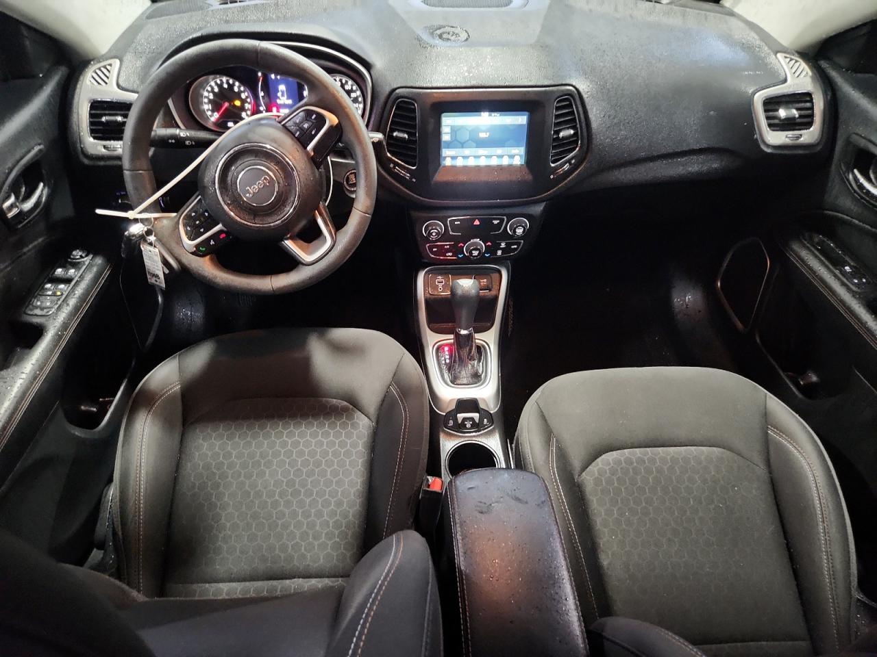JEEP COMPASS SPORT