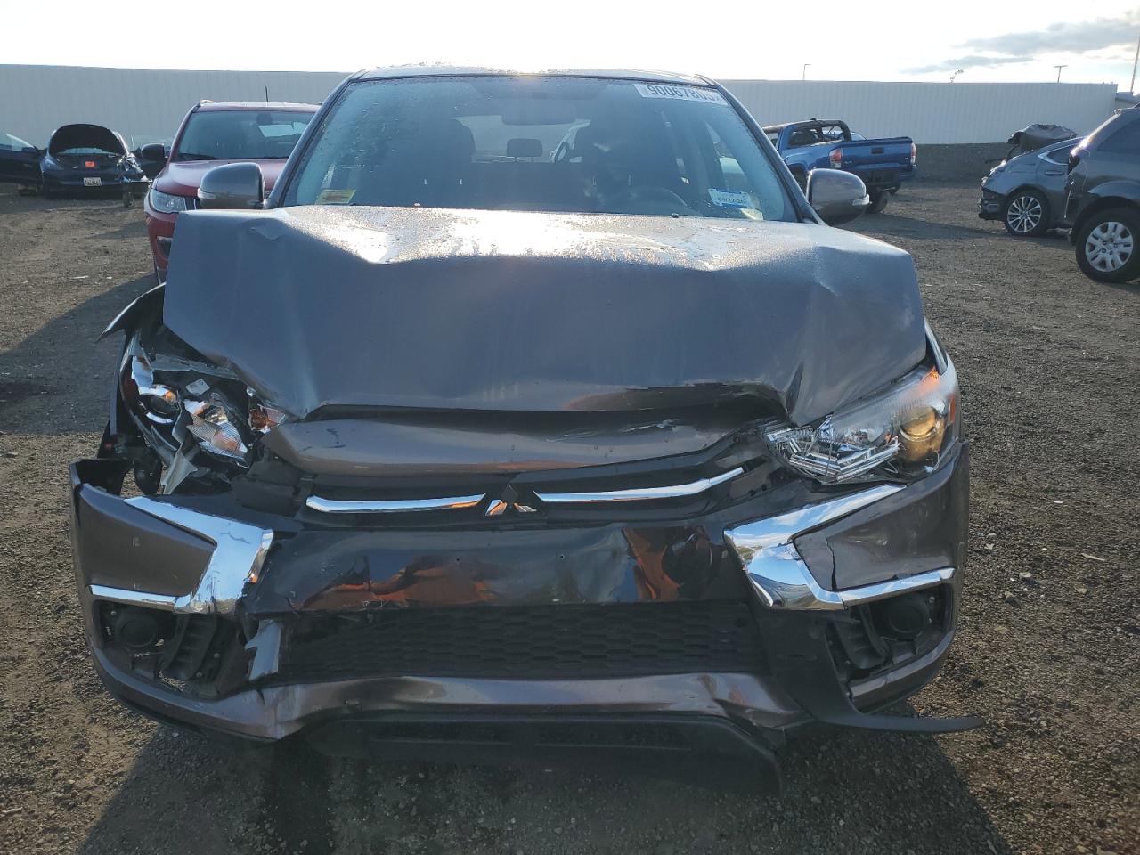 MITSUBISHI OUTLANDER ES