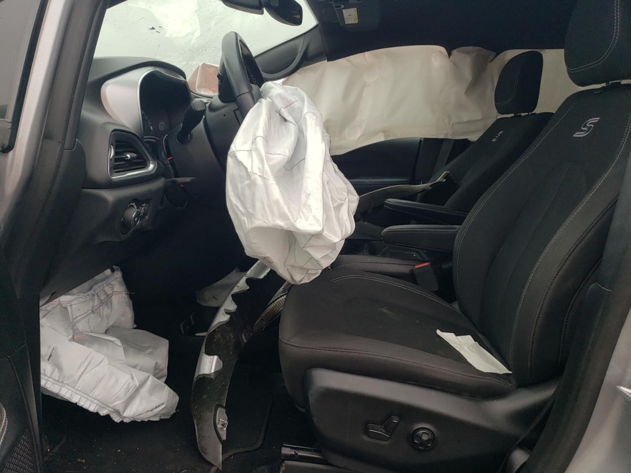 CHRYSLER PACIFICA TOURING PLUS