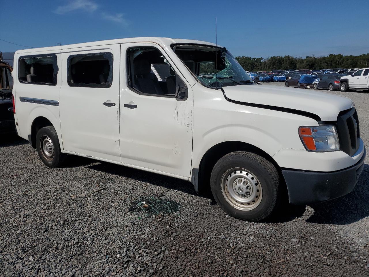 NISSAN NV3500 3500 S