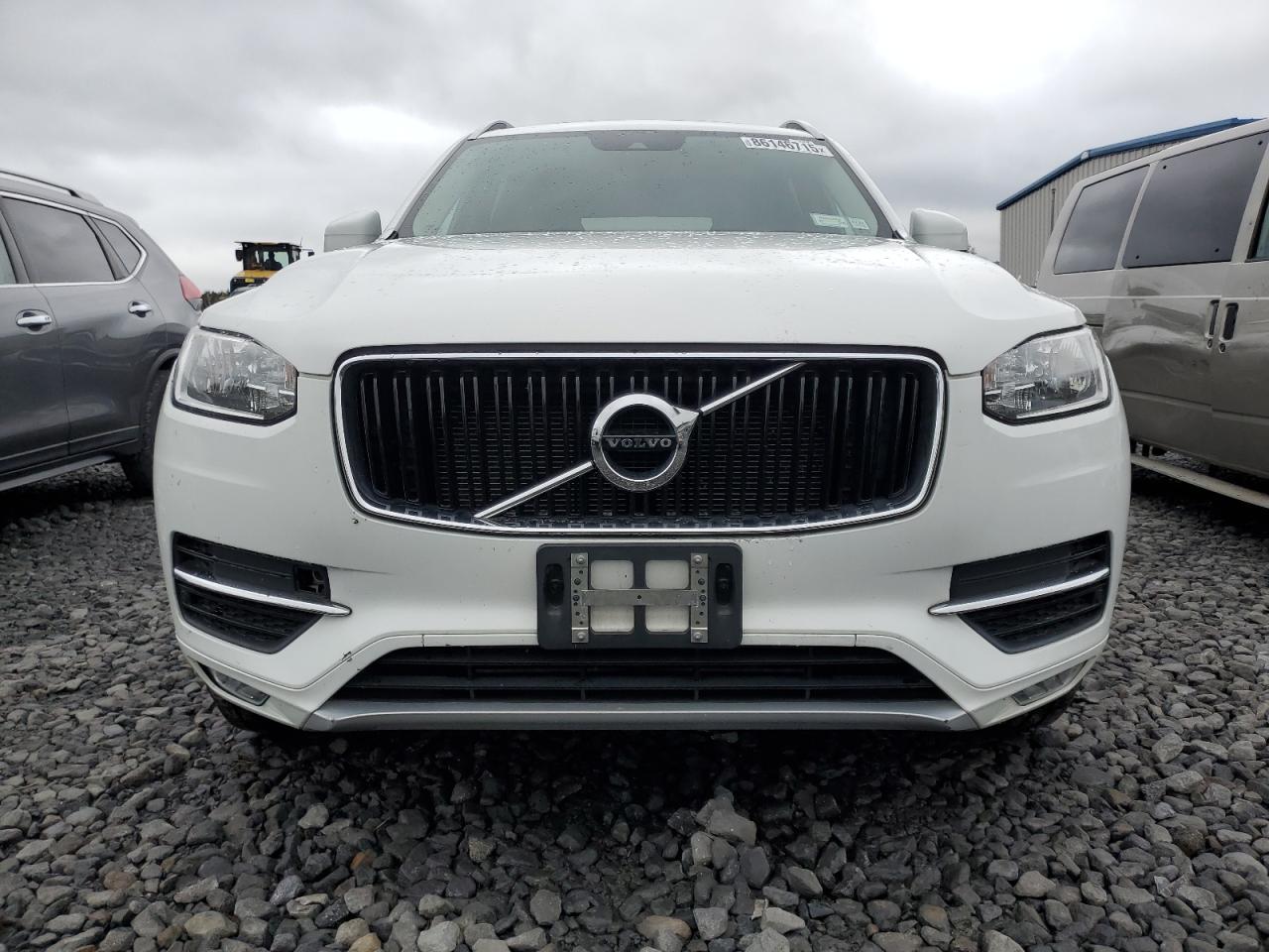 VOLVO XC90 T5