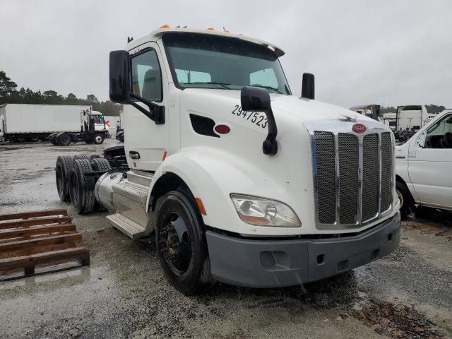 PETERBILT TRACTOR 579