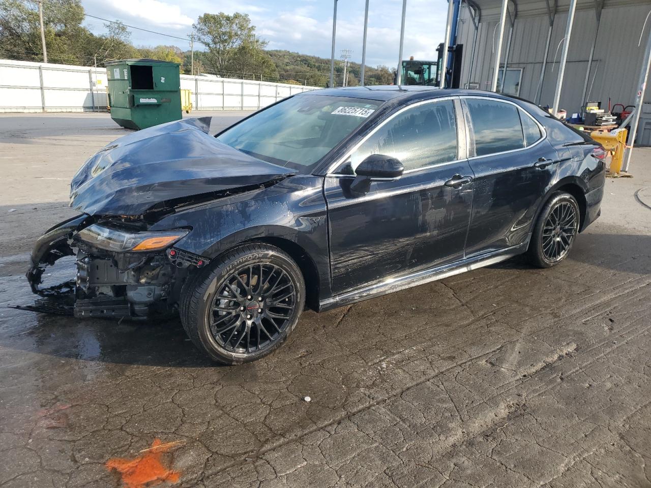 TOYOTA CAMRY SE NIGHT SHADE