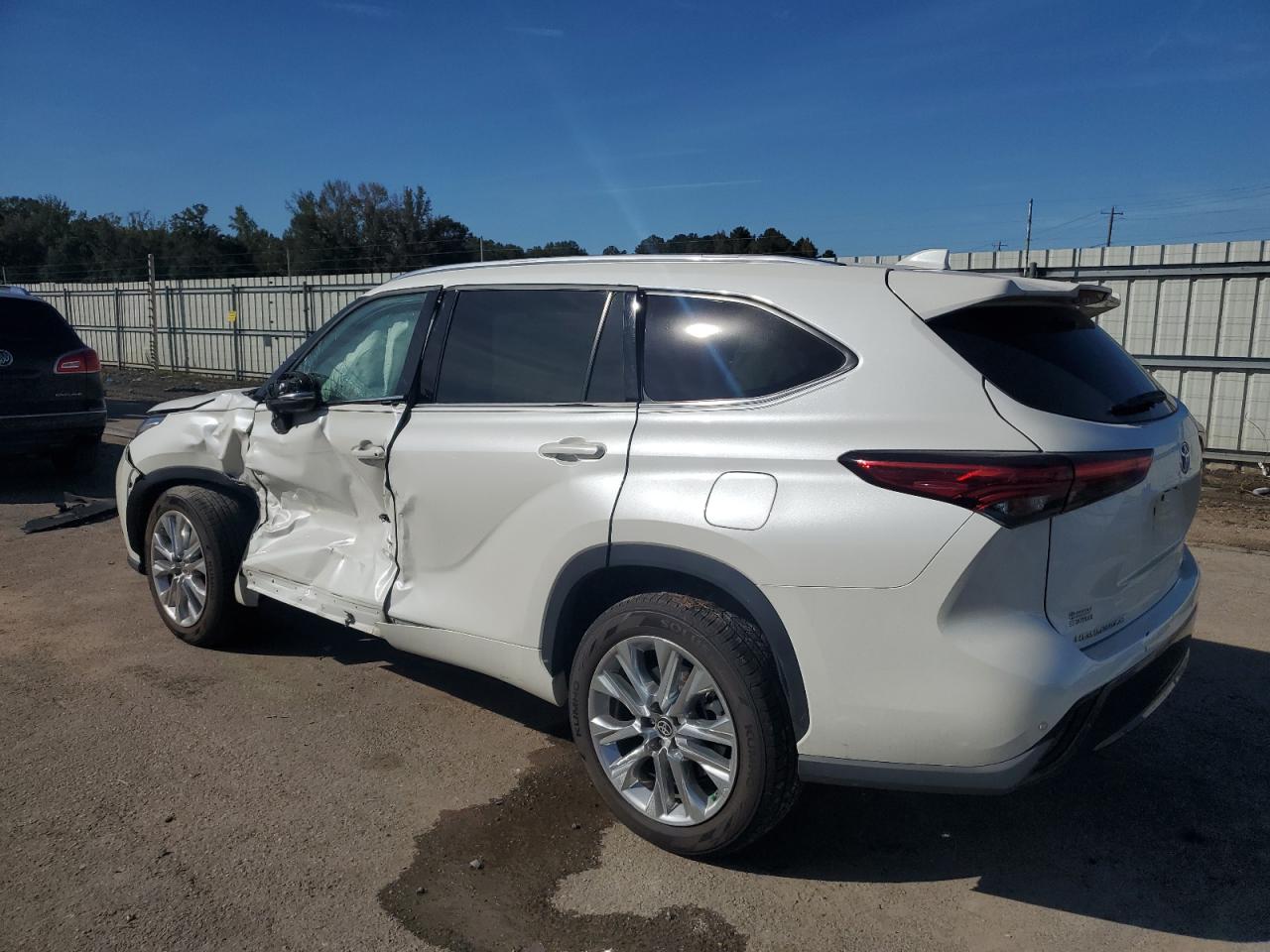 TOYOTA HIGHLANDER LIMITED